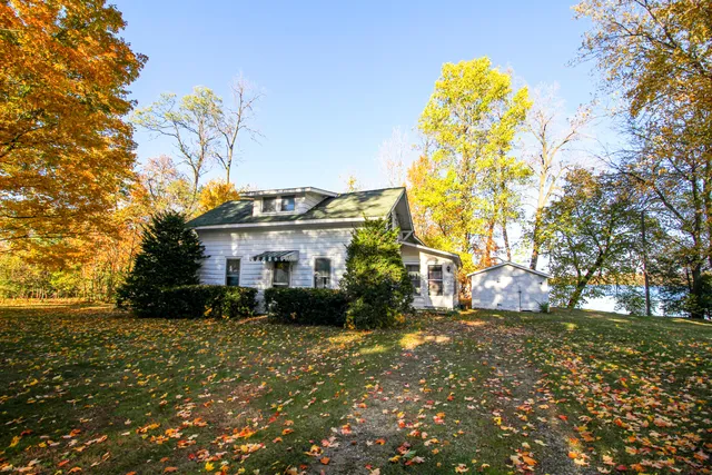 $195,000 | 303 Spring Street, Constantine, MI 49042