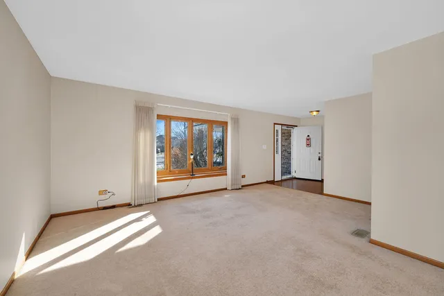 $419,900 | 19410 Fiona Avenue, Mokena, IL 60448