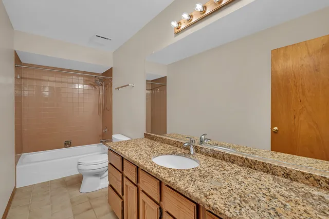 $419,900 | 19410 Fiona Avenue, Mokena, IL 60448