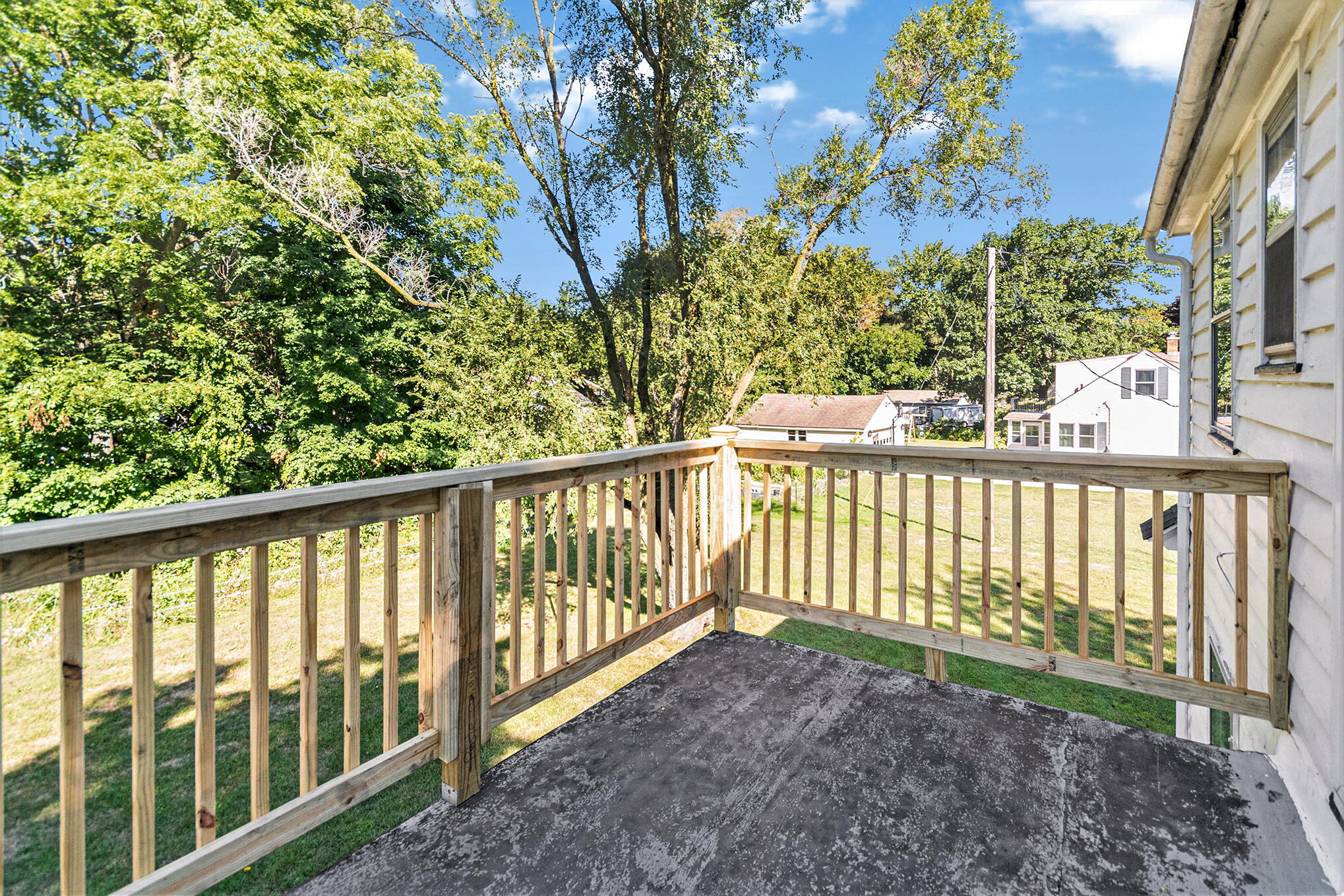 744 Lugers Road Holland, MI 49423 - Photo 14 of 19 Lugers balcony