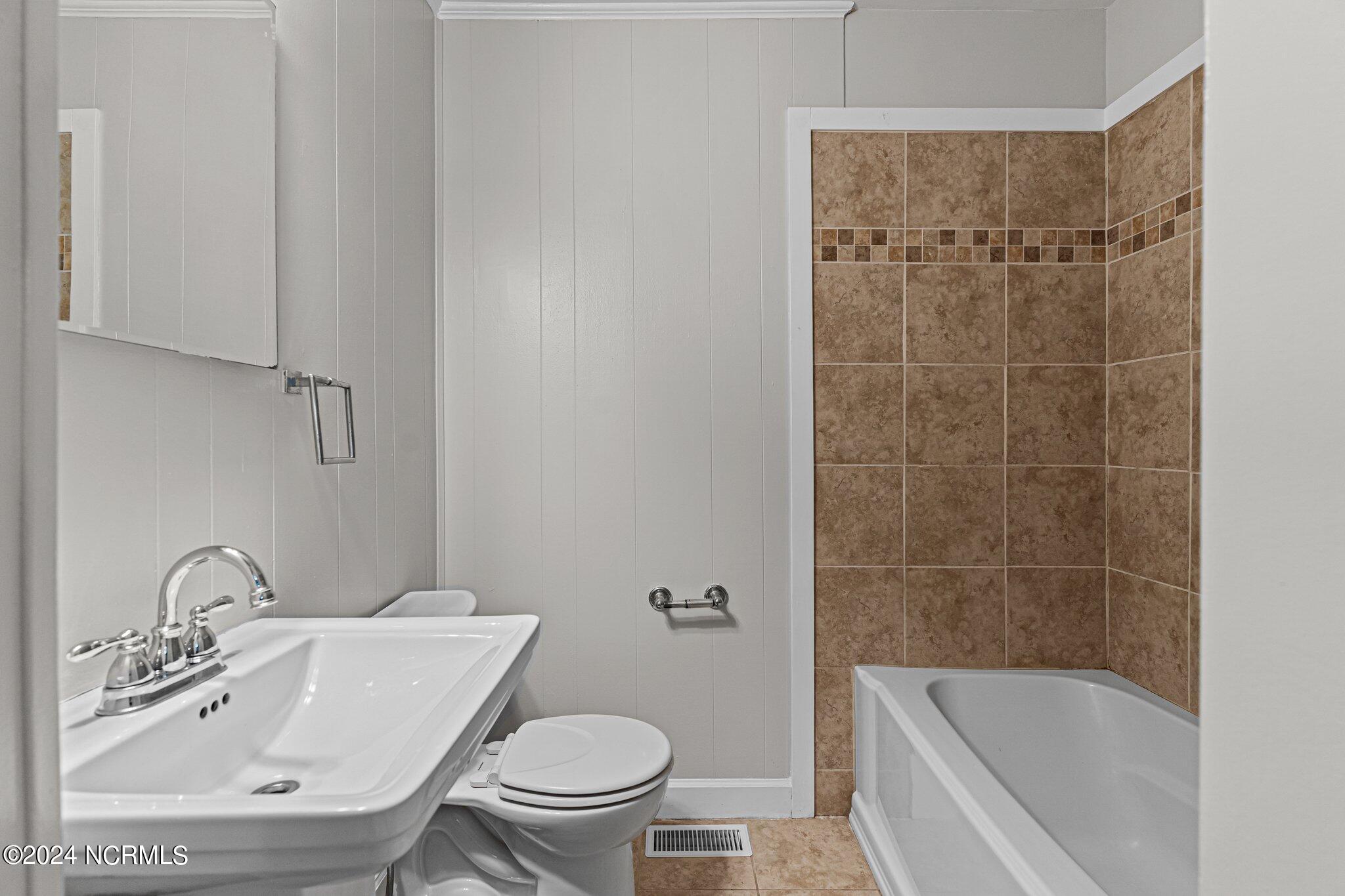 2002 Klein Road Wilmington, NC 28405 - Photo 31 of 55 50-web-or-mls-BTS07862