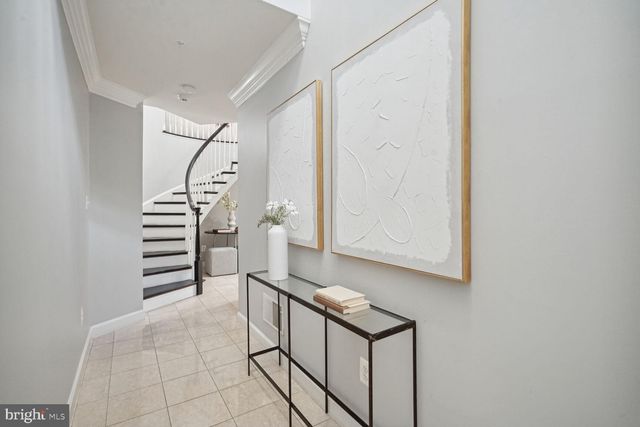 $1,160,000 | 7753 Legere Court, Unit 44, McLean, VA 22102