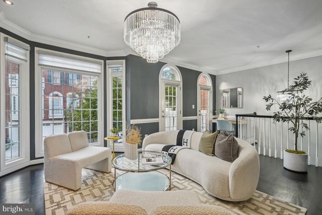 $1,160,000 | 7753 Legere Court, Unit 44, McLean, VA 22102