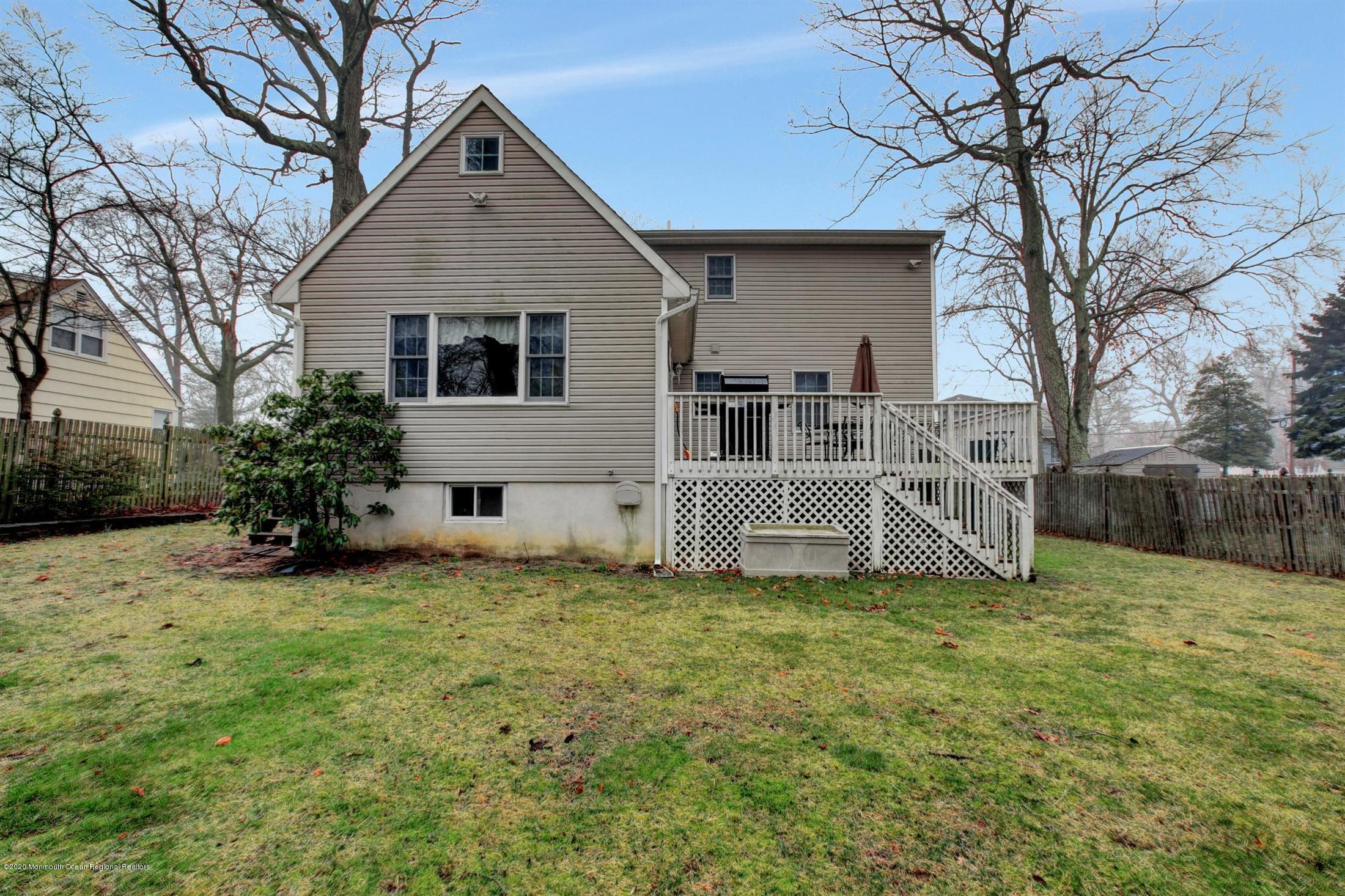 209 Woodcrest Road Oakhurst, NJ 07755 - Photo 19 of 21 20-Back of Home