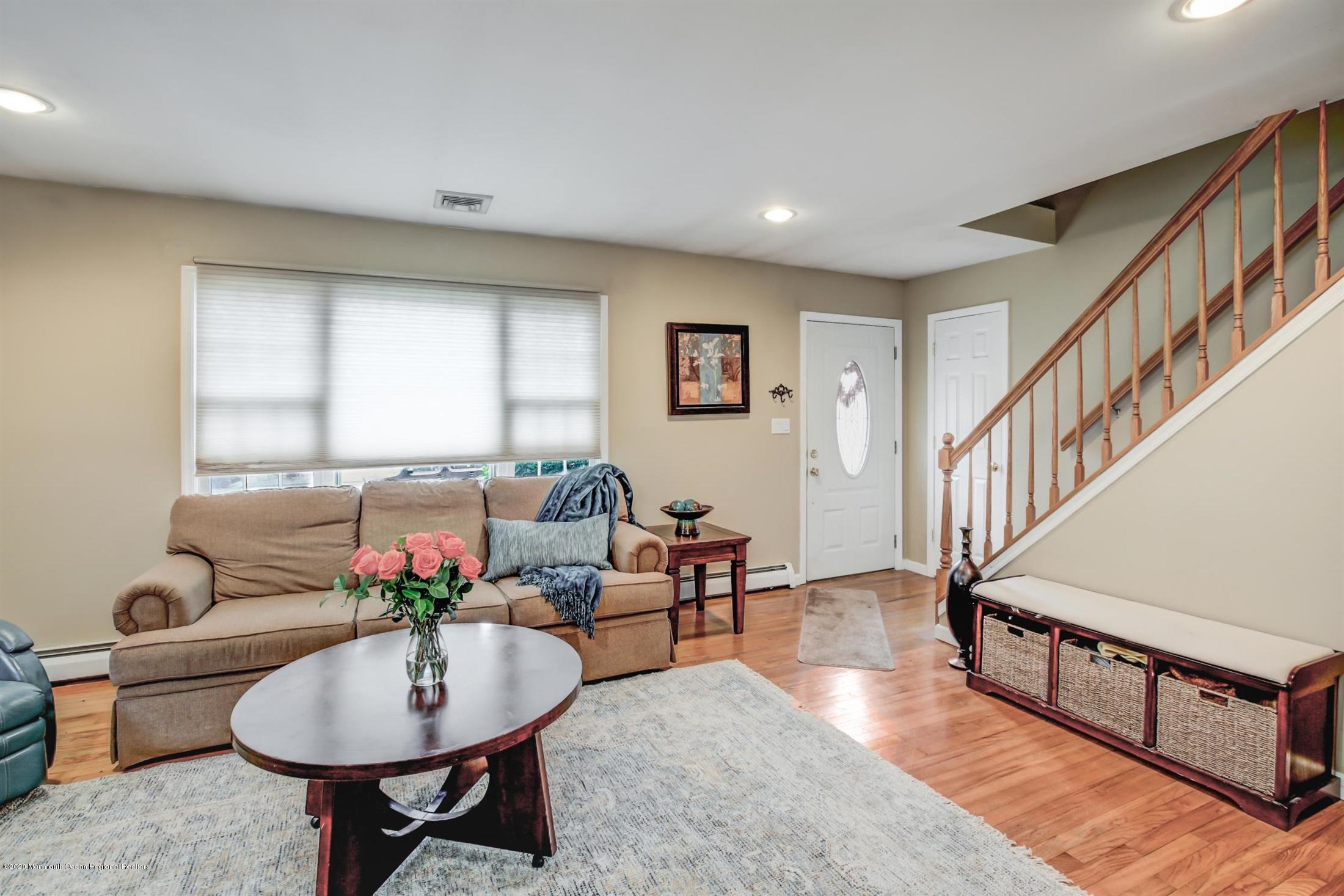 209 Woodcrest Road Oakhurst, NJ 07755 - Photo 3 of 21 03-Living