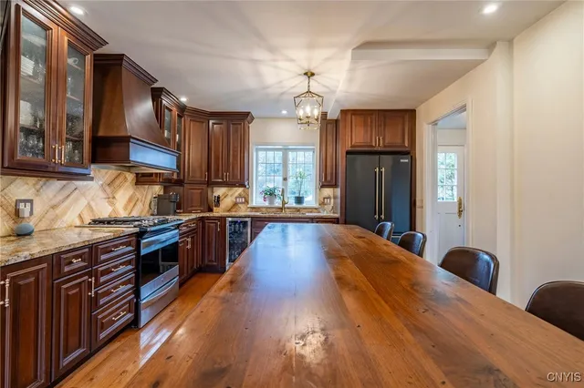 $1,299,000 | 131 South Street, Auburn, NY 13021