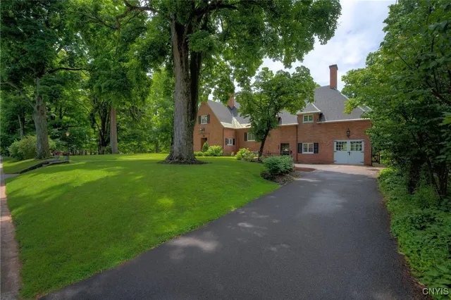 $1,299,000 | 131 South Street, Auburn, NY 13021