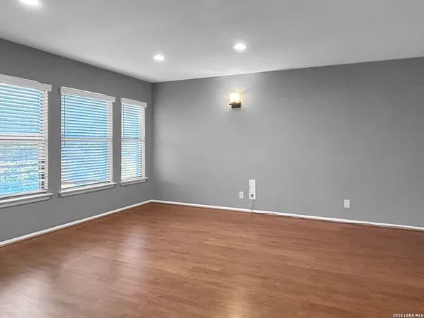 $2,200 | 13303 Galicia, Universal City, TX 78148