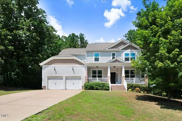 $465,000 | 1304 Double Oak Lane, Willow Spring, NC 27592