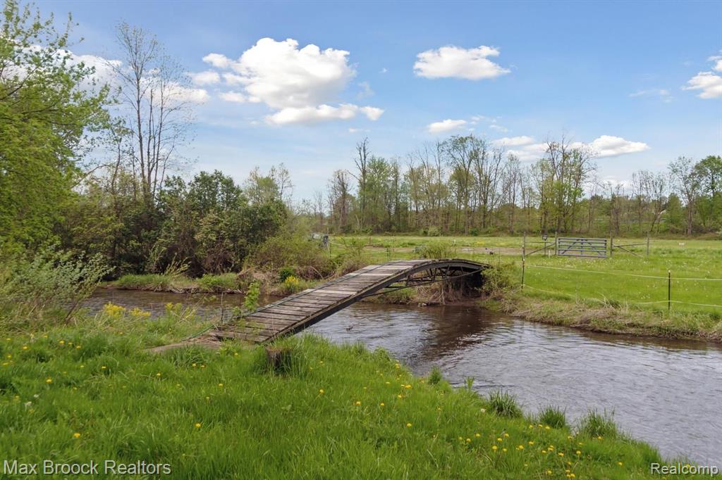 1298 Peppermill Road Lapeer, MI 48446 - Photo 27 of 40