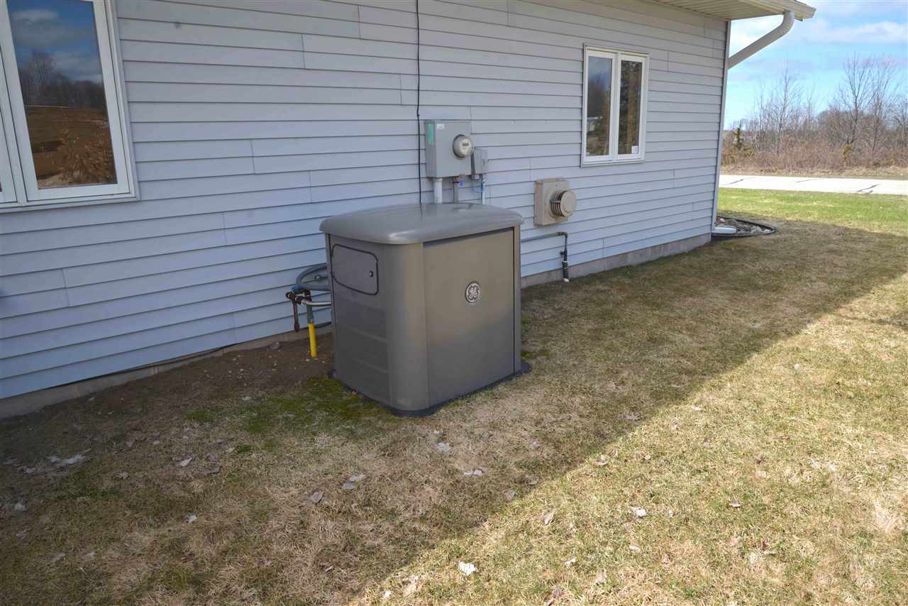 4761 Ridge Lane Kewadin, MI 49648 - Photo 25 of 39 1859746-24.JPG