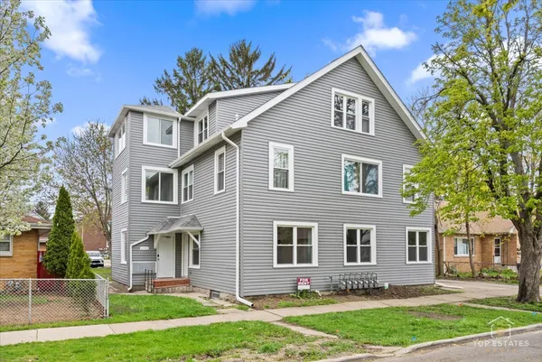 $1,199,900 | 1542 Victoria Avenue, North Chicago, IL 60064