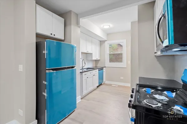 $1,199,900 | 1542 Victoria Avenue, North Chicago, IL 60064