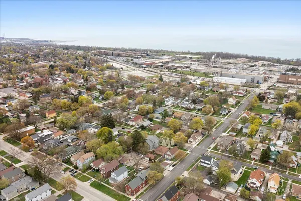 $1,199,900 | 1542 Victoria Avenue, North Chicago, IL 60064