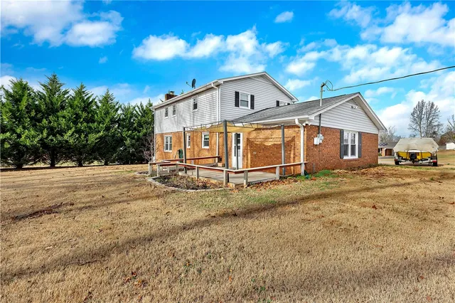 $350,000 | 104 Forest Park Drive, Easley, SC 29642