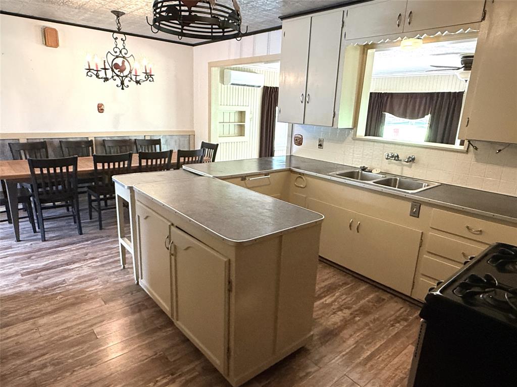 2015 East 5th Street Tyler, TX 75701 - Photo 9 of 30