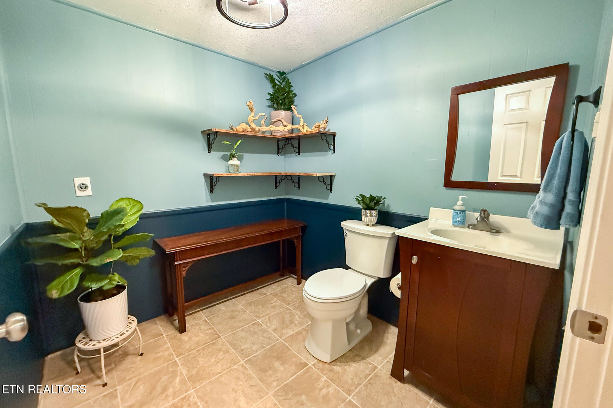 7732 Cranley Road Powell, TN 37849 - Photo 18 of 24 Large Half Bath in Basement