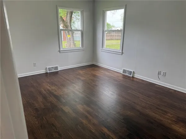 $134,000 | 902 West 1st Street, Coffeyville, KS 67337
