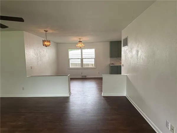 $134,000 | 902 West 1st Street, Coffeyville, KS 67337