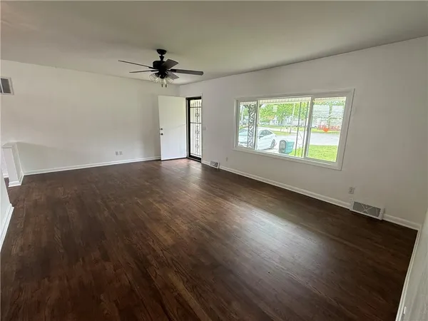 $134,000 | 902 West 1st Street, Coffeyville, KS 67337