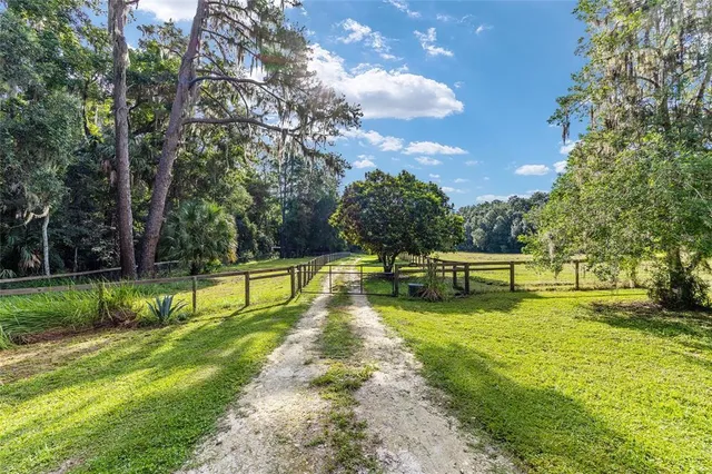 $829,000 | 22157 Northwest 87th Avenue Road, Micanopy, FL 32667