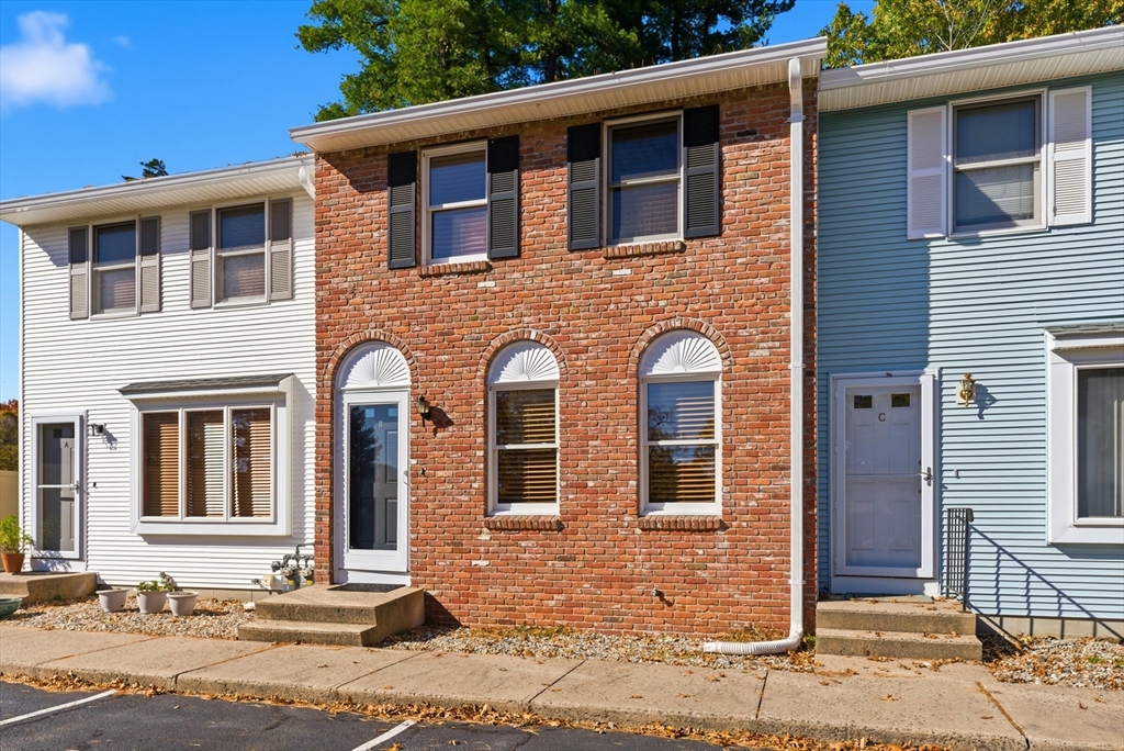 23 Tannery Road, Unit B Westfield, MA 01085 - Photo 3 of 25
