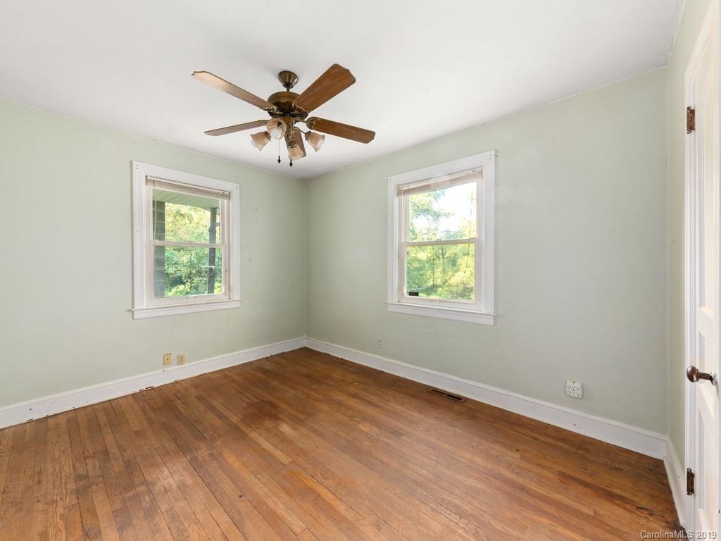 37 West Raleigh Road Asheville, NC 28803 - Photo 13 of 16 Gallery Image 13