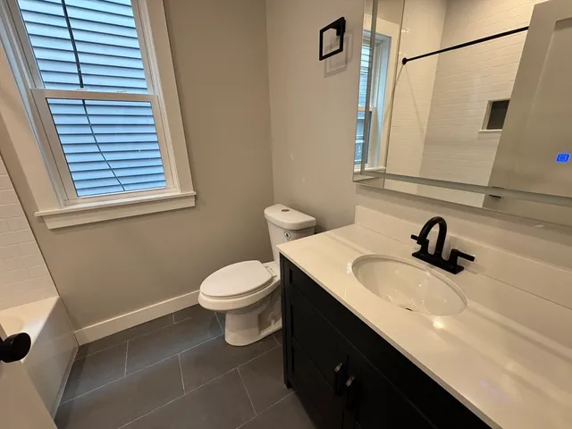 $3,700 | 272 East Cottage Street, Unit 3, Boston, MA 02125