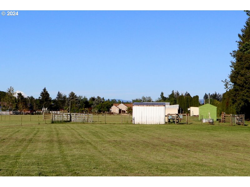 30251 South Stuwe Road Canby, OR 97013 - Photo 38 of 41 a garden view