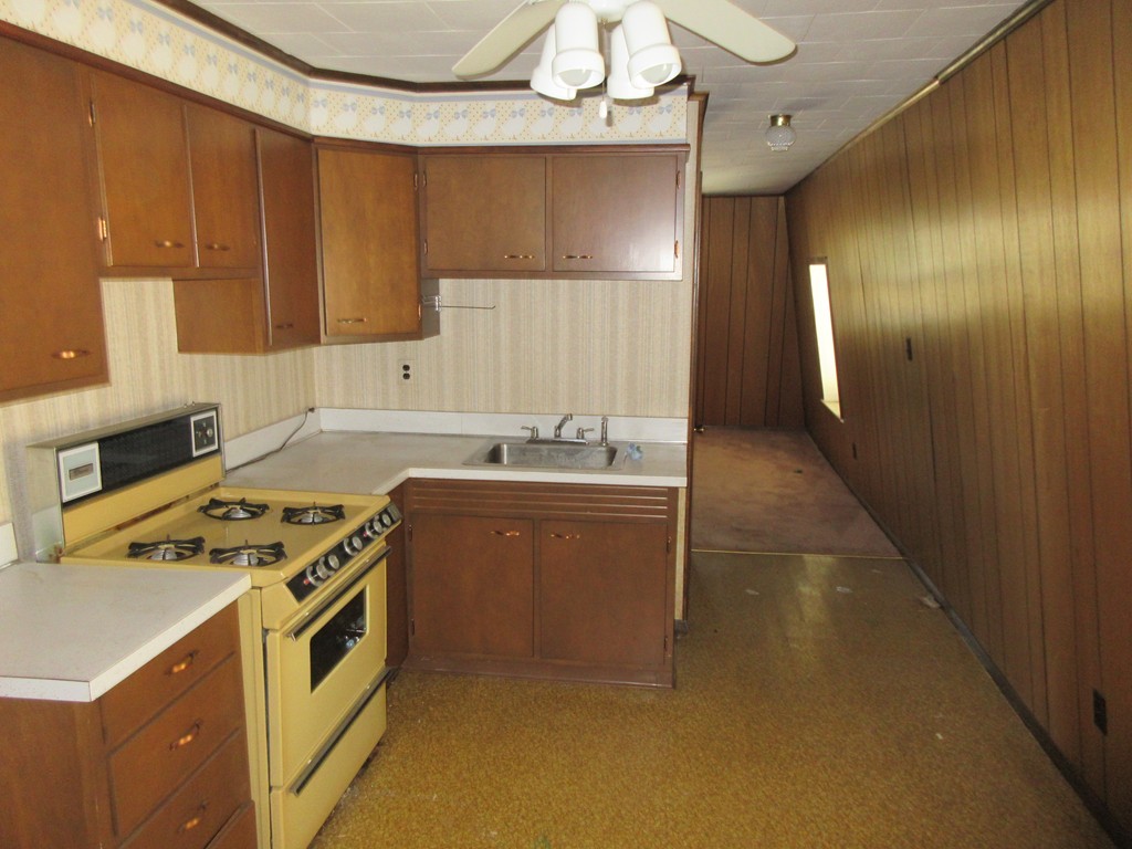 313 Middle Street Fall River, MA 02724 - Photo 22 of 30 Gallery Image 22