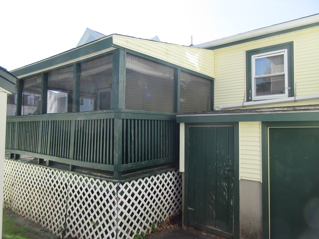 313 Middle Street Fall River, MA 02724 - Photo 3 of 30 Gallery Image 3