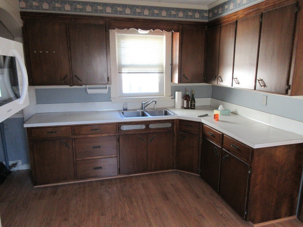 313 Middle Street Fall River, MA 02724 - Photo 7 of 30 Gallery Image 7
