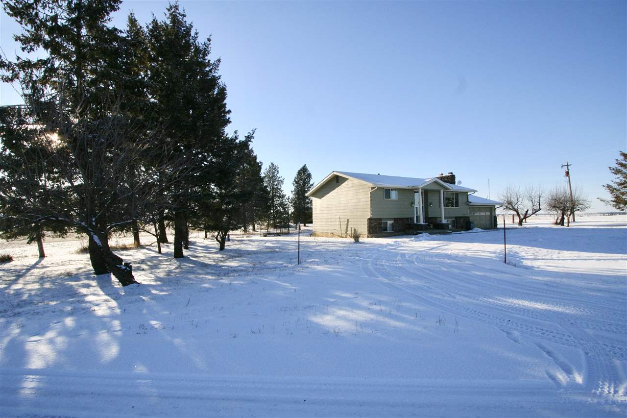 15311 South Dunn Road Valleyford, WA 99036 - Photo 2 of 13 Gallery Image 2