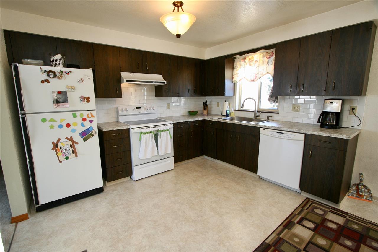15311 South Dunn Road Valleyford, WA 99036 - Photo 5 of 13 Gallery Image 5