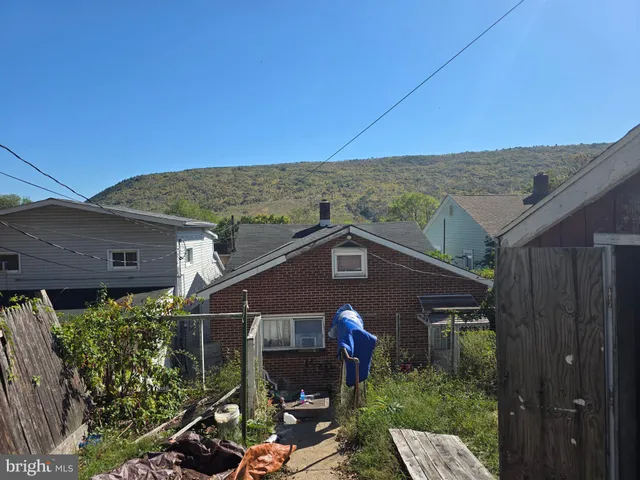 $124,995 | 873 Edgemont Avenue, Palmerton, PA 18071