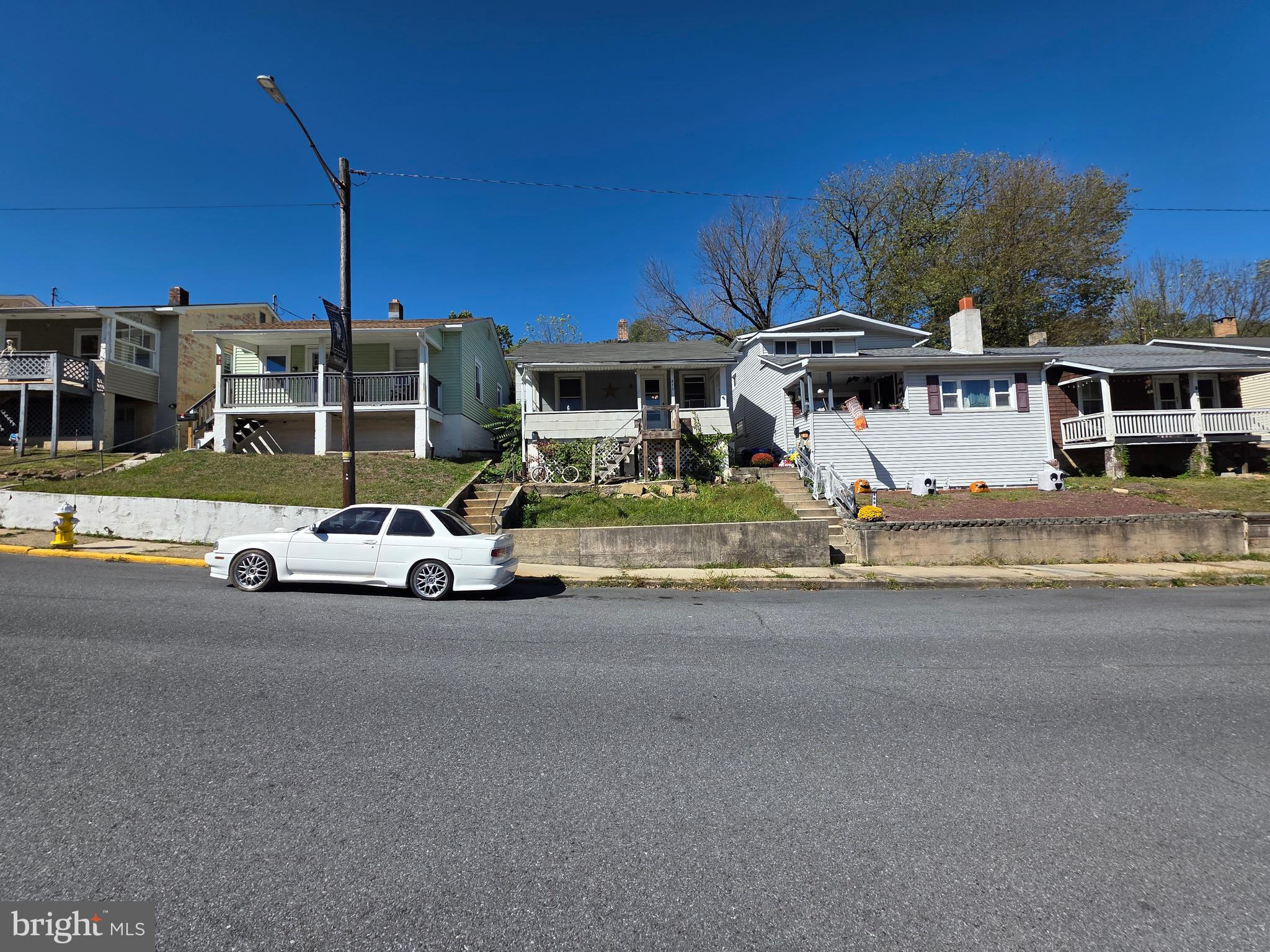 873 Edgemont Avenue Palmerton, PA 18071 - Photo 2 of 29