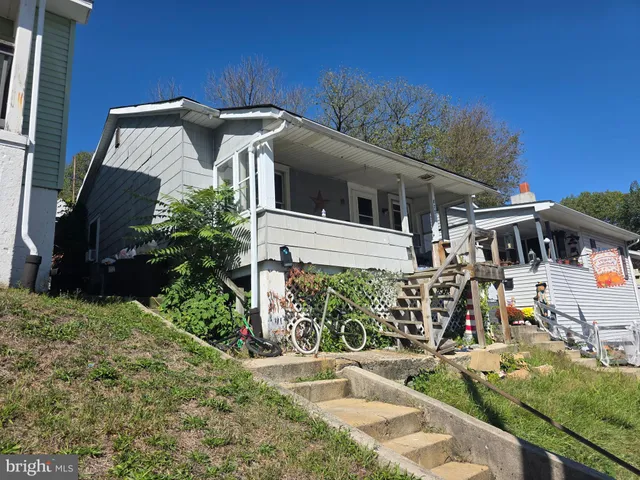 $124,995 | 873 Edgemont Avenue, Palmerton, PA 18071