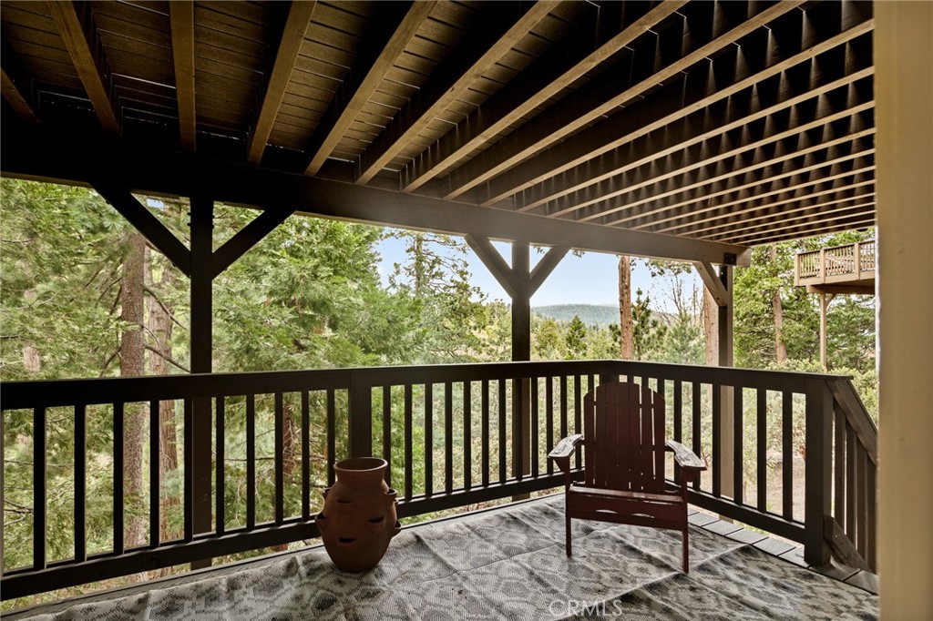 366 Rainier Road Lake Arrowhead, CA 92352 - Photo 39 of 42