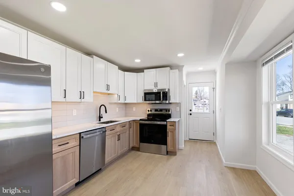 $425,000 | 32 Constitution Boulevard, New Castle, DE 19720