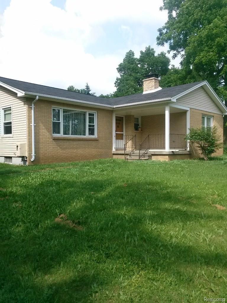 5146 Lippincott Road Lapeer, MI 48446 - Photo 1 of 26 1Front.jpg
