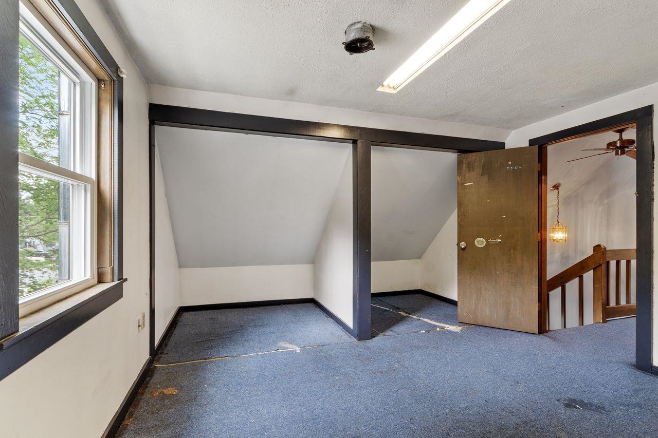 36 East Dunstable Road Nashua, NH 03060 - Photo 18 of 28 Gallery Image 18