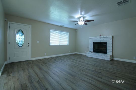 241 South Gateway Boulevard Ridgecrest, CA 93555 - Photo 5 of 34 Gallery Image 5