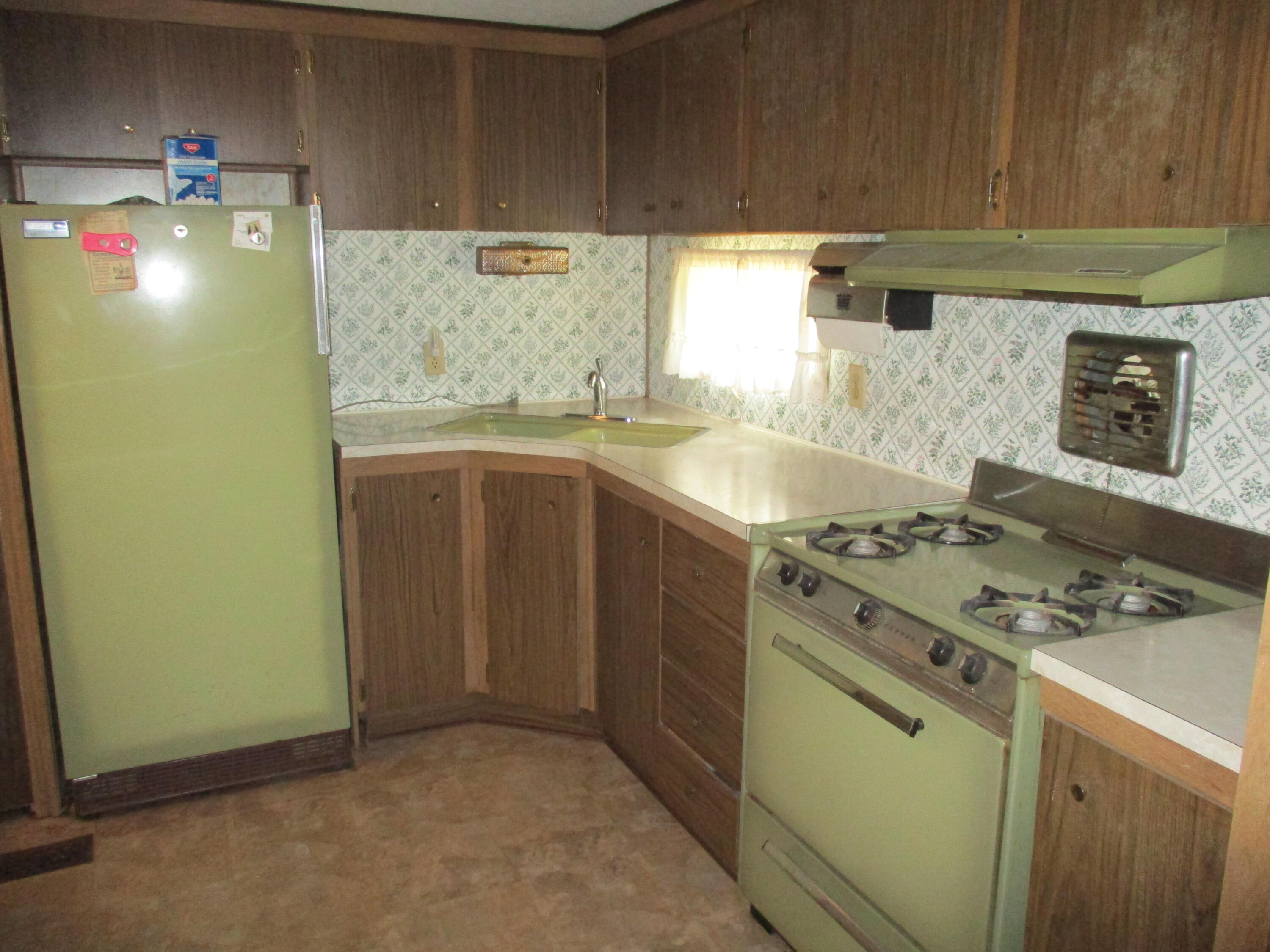 9089 Southwell Road Roscommon, MI 48653 - Photo 5 of 33 Gallery Image 5