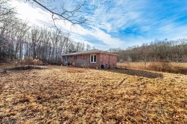 $379,900 | 336 Us Route206, Montague, NJ 07827