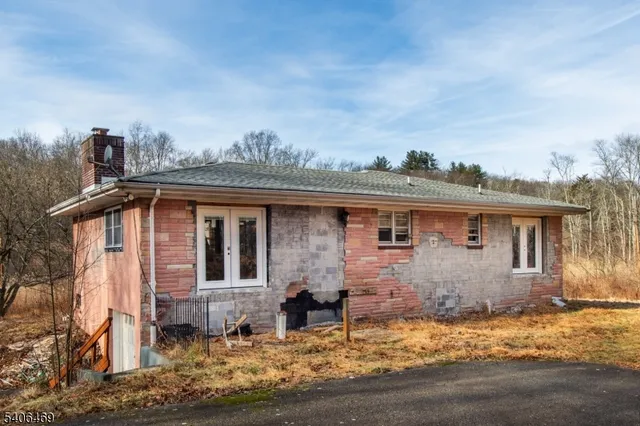 $379,900 | 336 Us Route206, Montague, NJ 07827