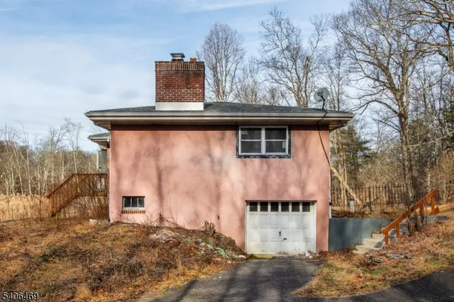 $379,900 | 336 Us Route206, Montague, NJ 07827