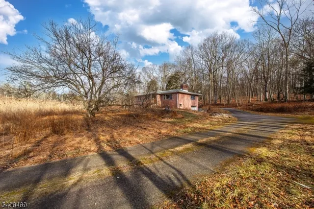 $379,900 | 336 Us Route206, Montague, NJ 07827