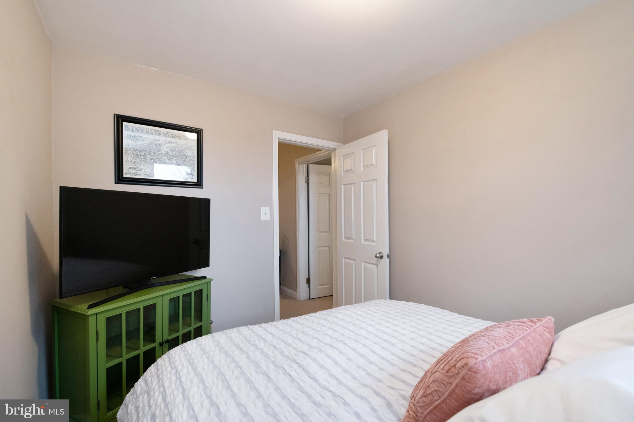1618 Loch Ness Road Towson, MD 21286 - Photo 34 of 40