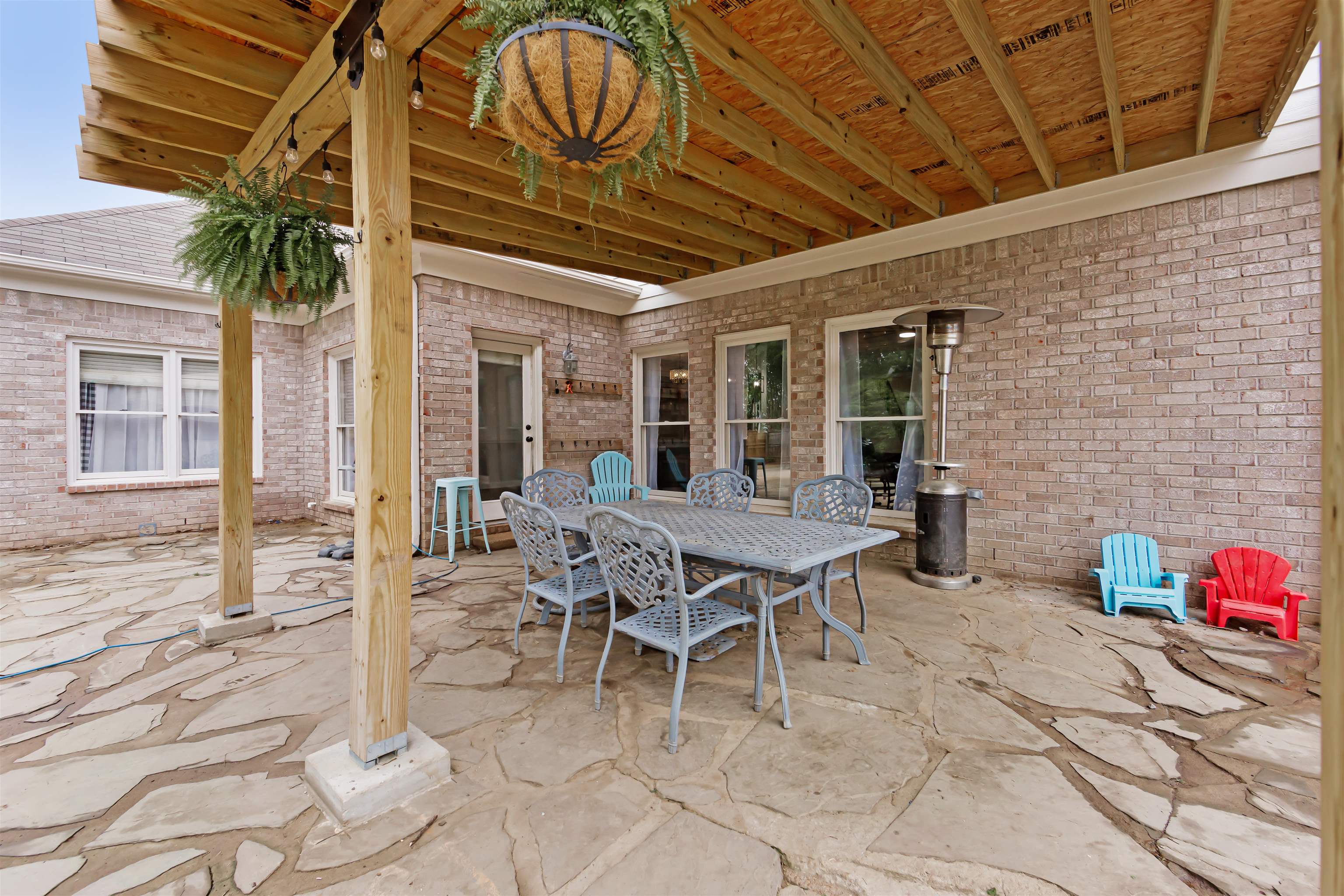 1331 Wahkin Road Collierville, TN 38017 - Photo 23 of 25 a outdoor space with furniture