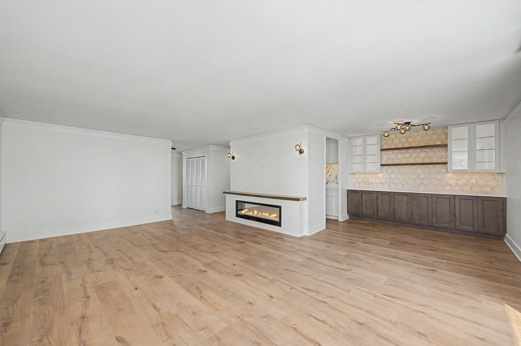 5740 North Sheridan Road, Unit 17C Chicago, IL 60660 - Photo 6 of 32